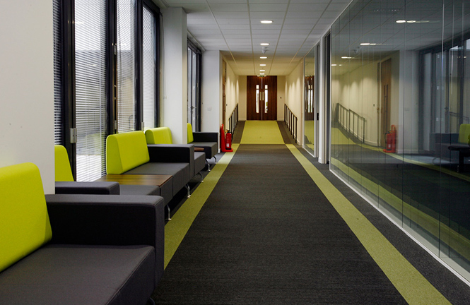 Leica Geosystems Hallway Details