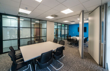 MOVEABLE PARTITION WALLS