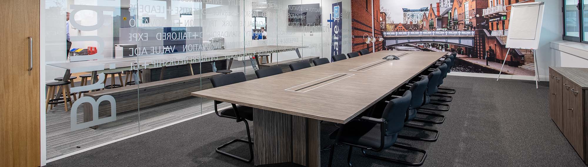 Kuehne Nagel meeting room by Vision Projects